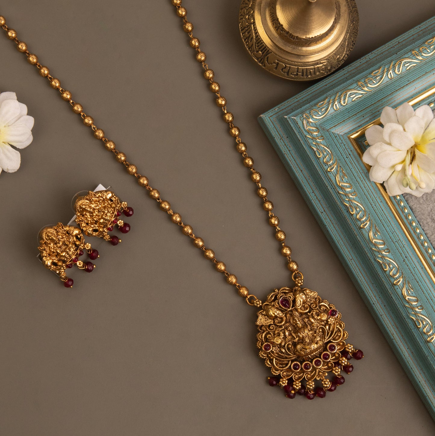 Necklace 676