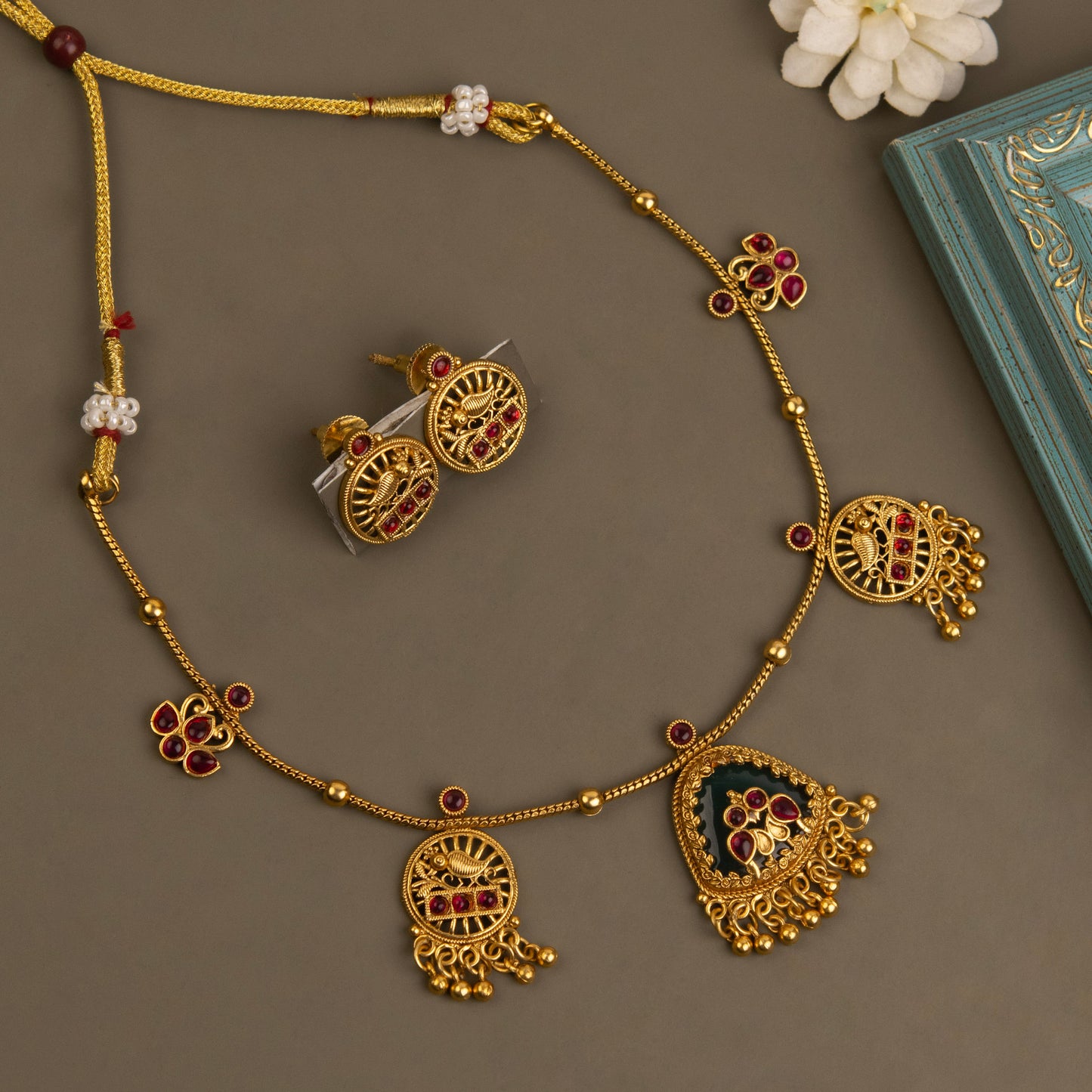 Necklace 034