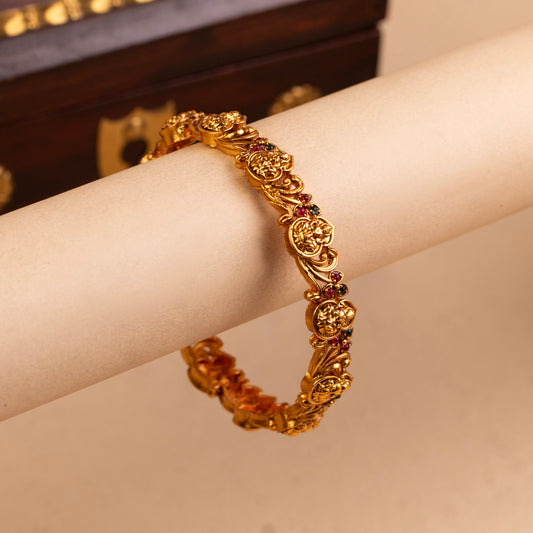 Antique Bangle B347