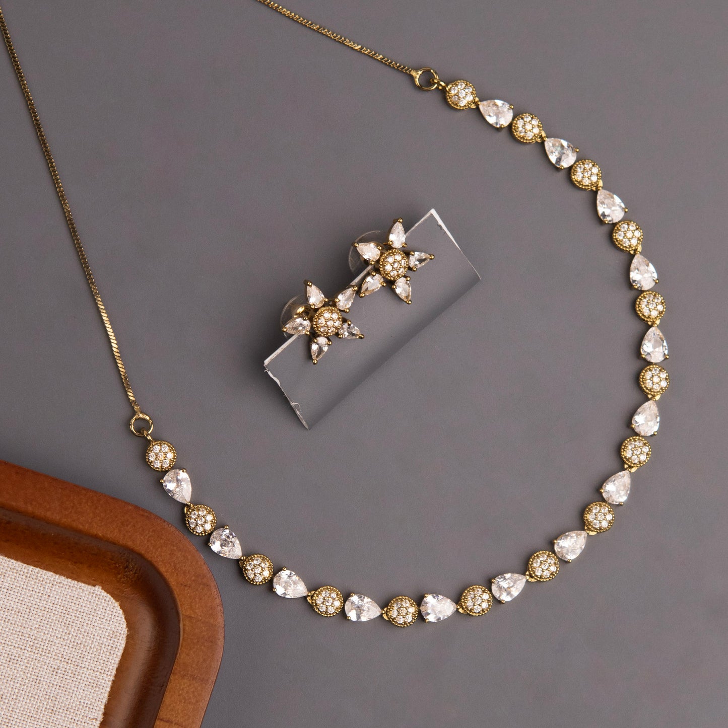 Necklace 552