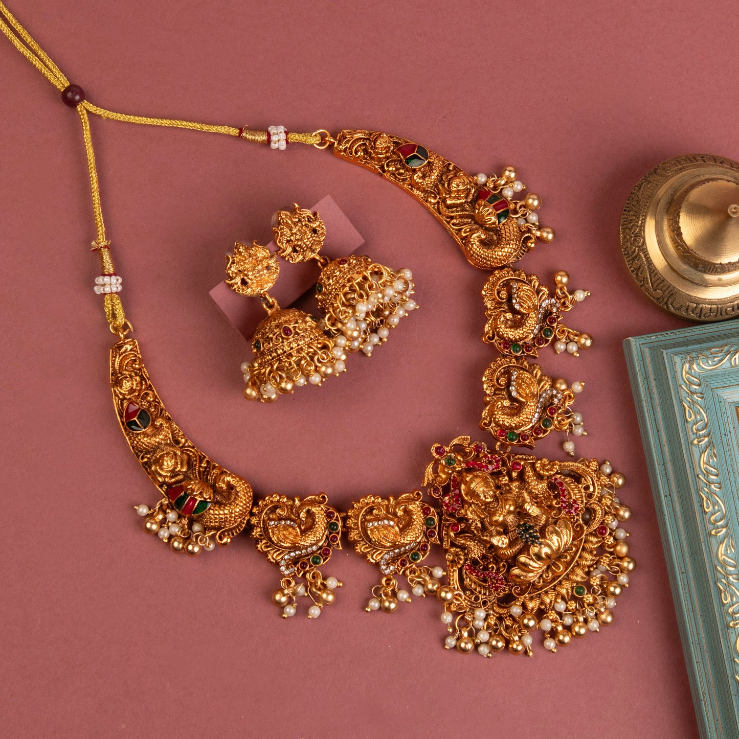 Necklace 225