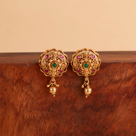 Antique Earrings E548
