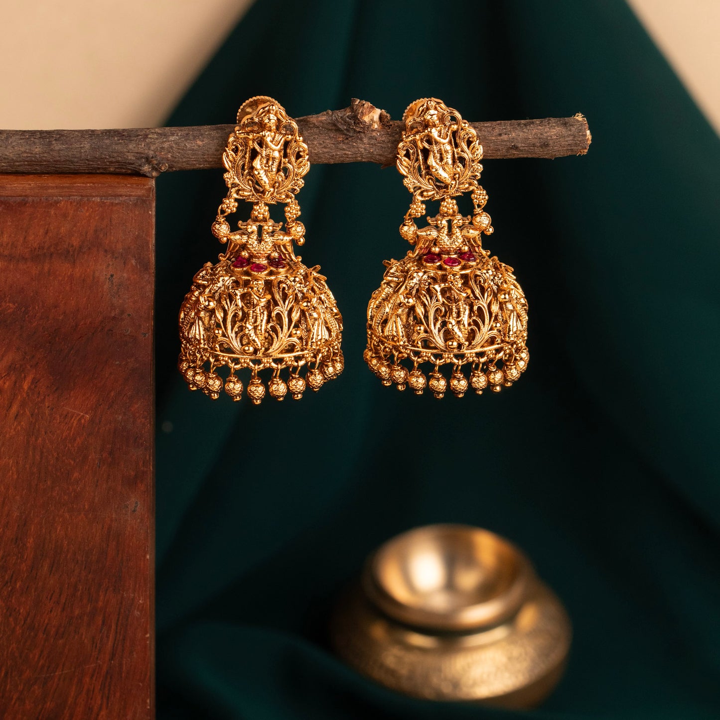 Premium Antique Earrings E593