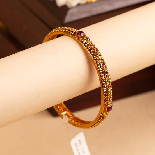 Antique Bangle B320