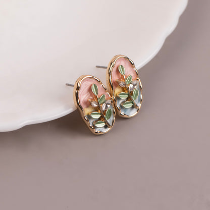 Stud Earrings E218