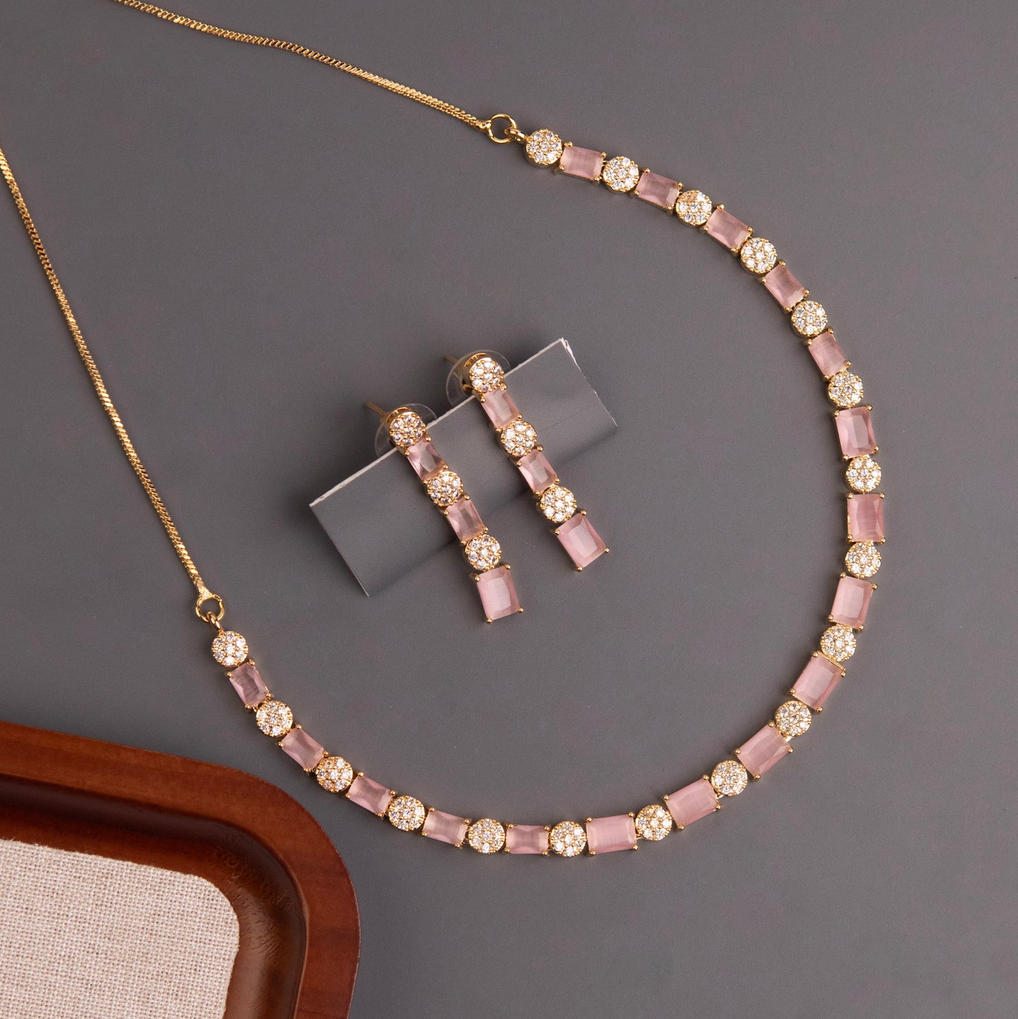 Necklace 460