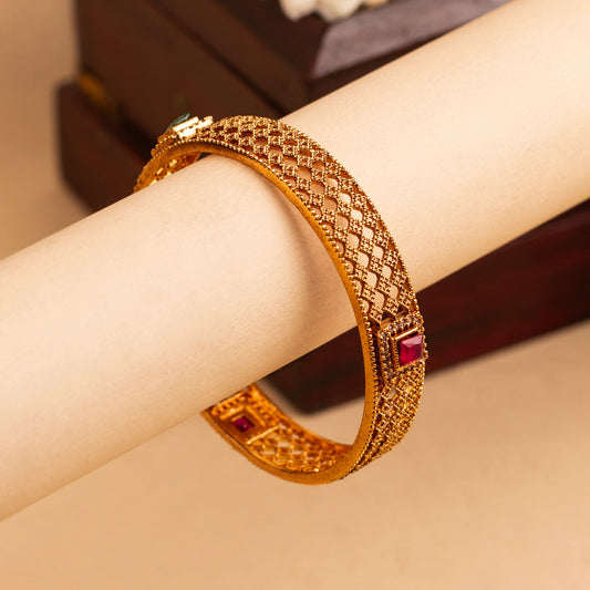 Antique Bangle B324