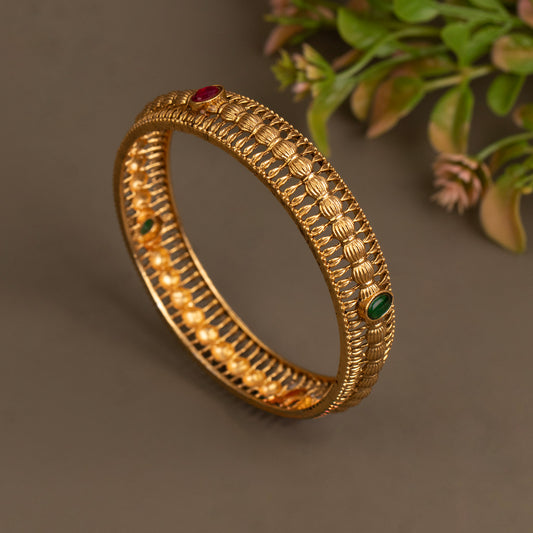 Antique Bangle B487