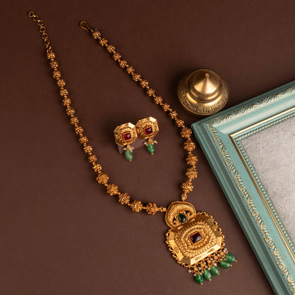Necklace 683