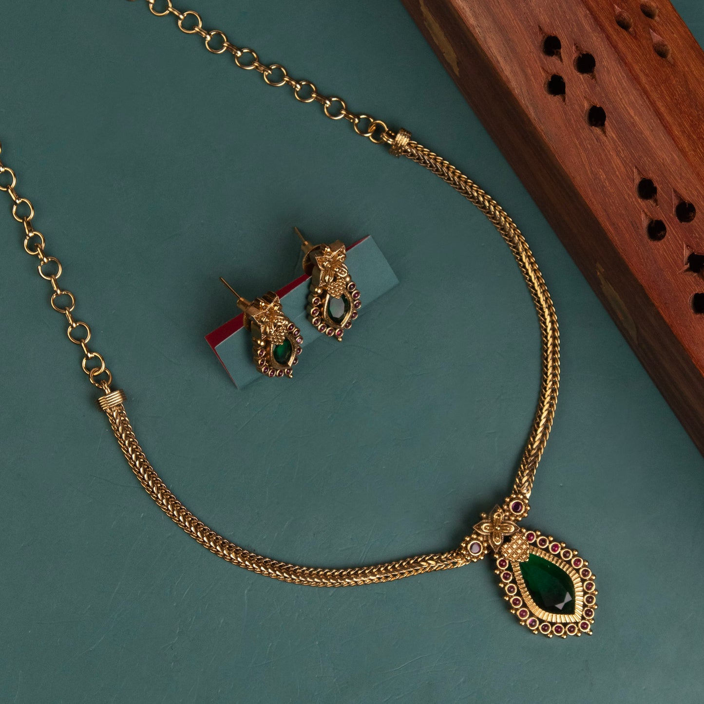 Necklace 003