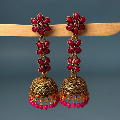 Antique Earrings E131