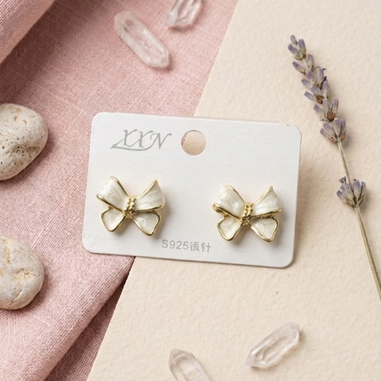 Stud Earrings E1081
