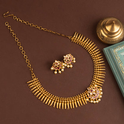Necklace 833
