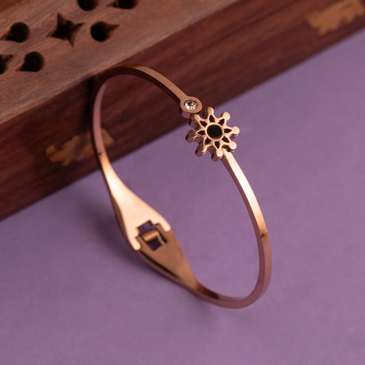 Cuff Bangle B392