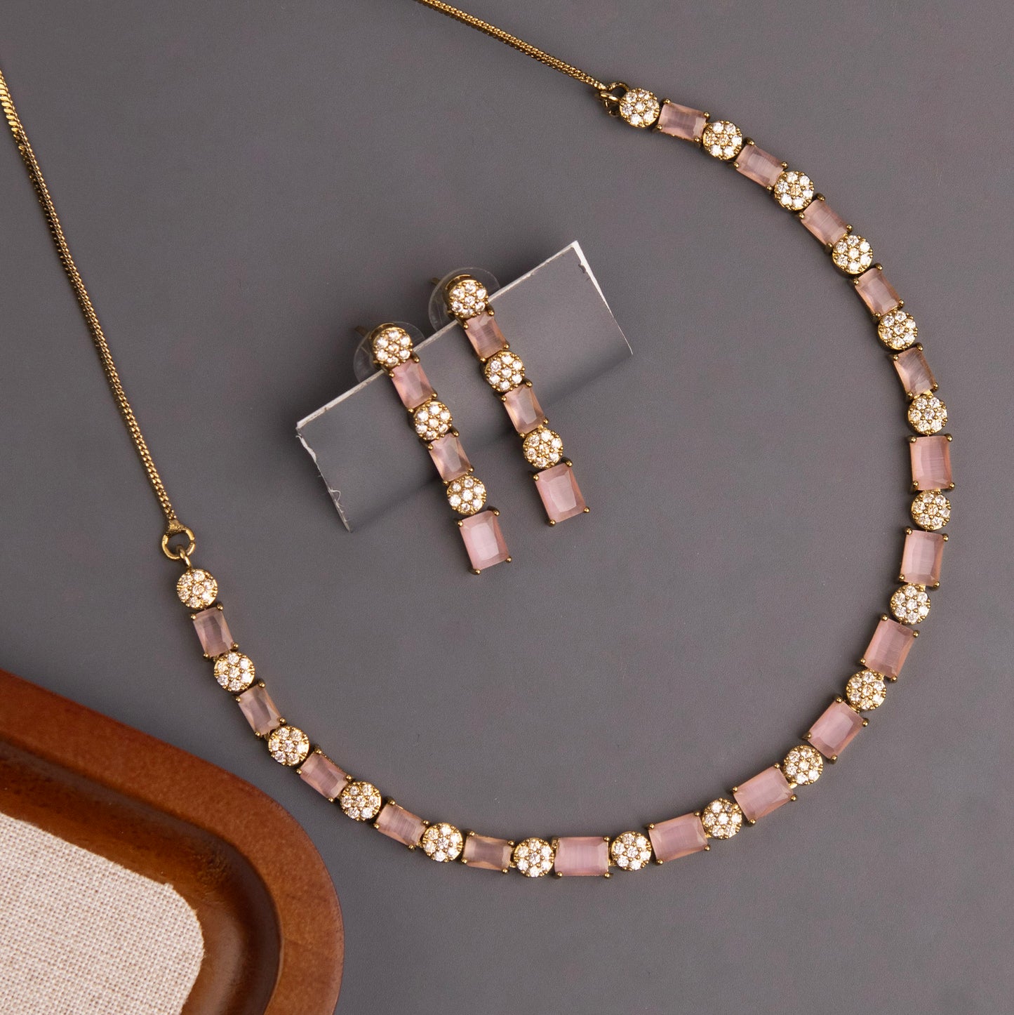 Necklace 460