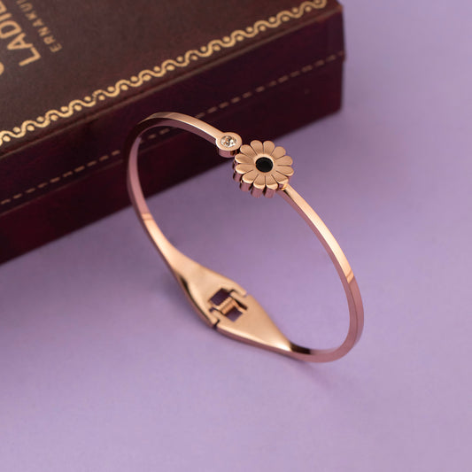 Cuff Bangle B246