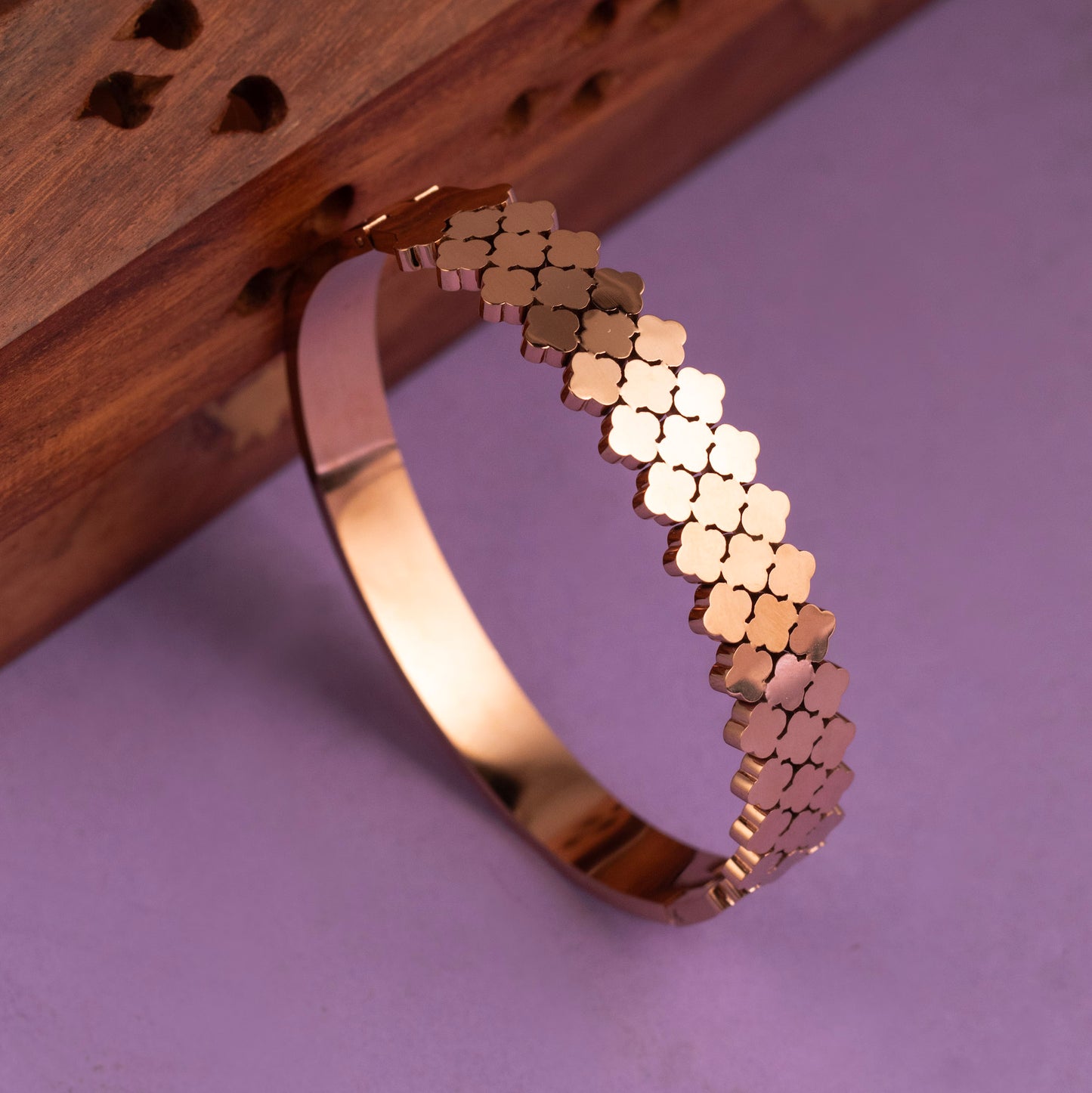 Cuff Bangle B369
