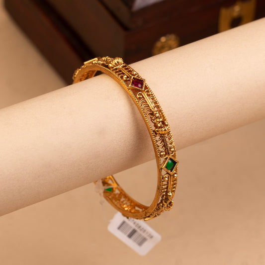 Antique Bangle B384