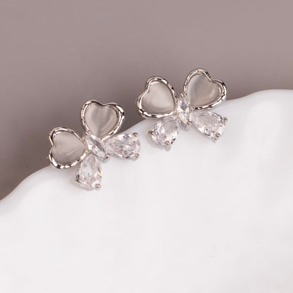 Stud Earrings E217