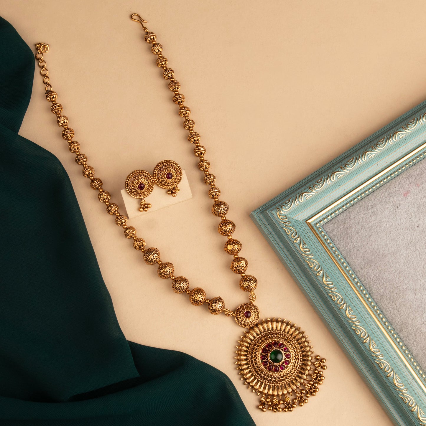 Necklace 744