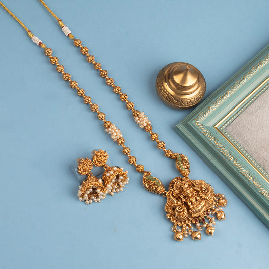 Necklace 825