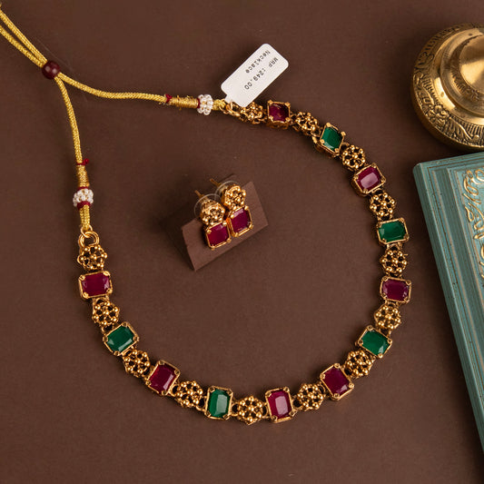 Necklace 646