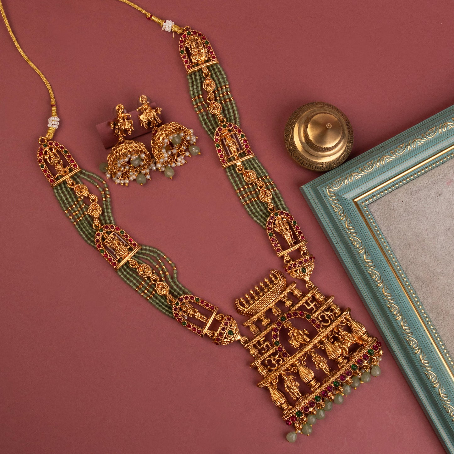 Necklace 106