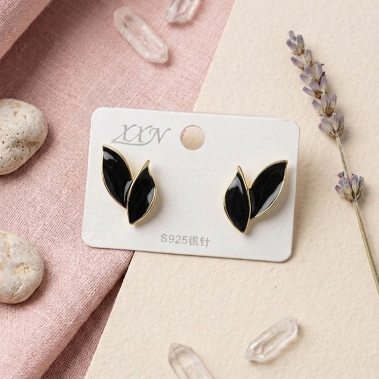 Stud Earrings E1080