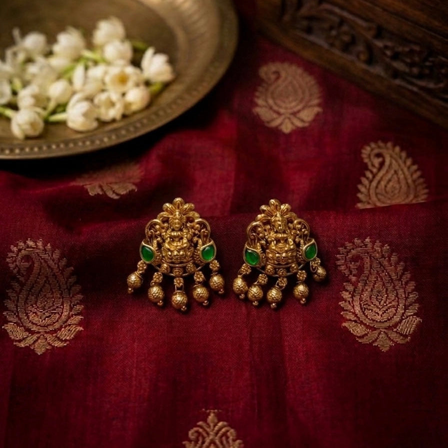 Antique Earrings E1050