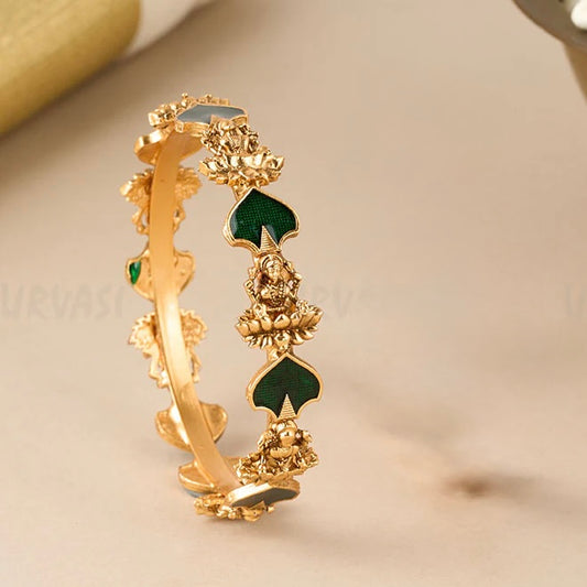 Antique Bangle B293