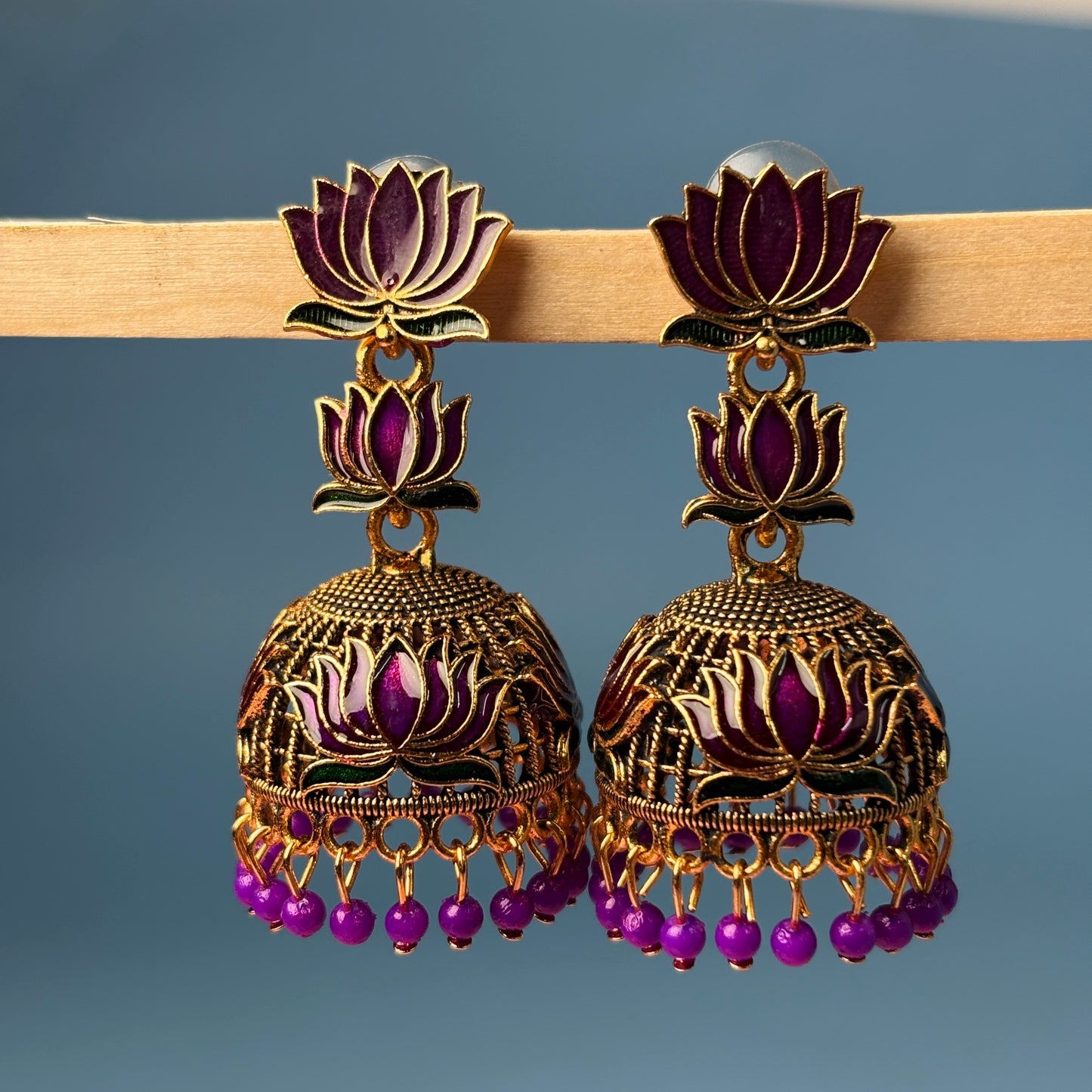 Antique Earrings E124