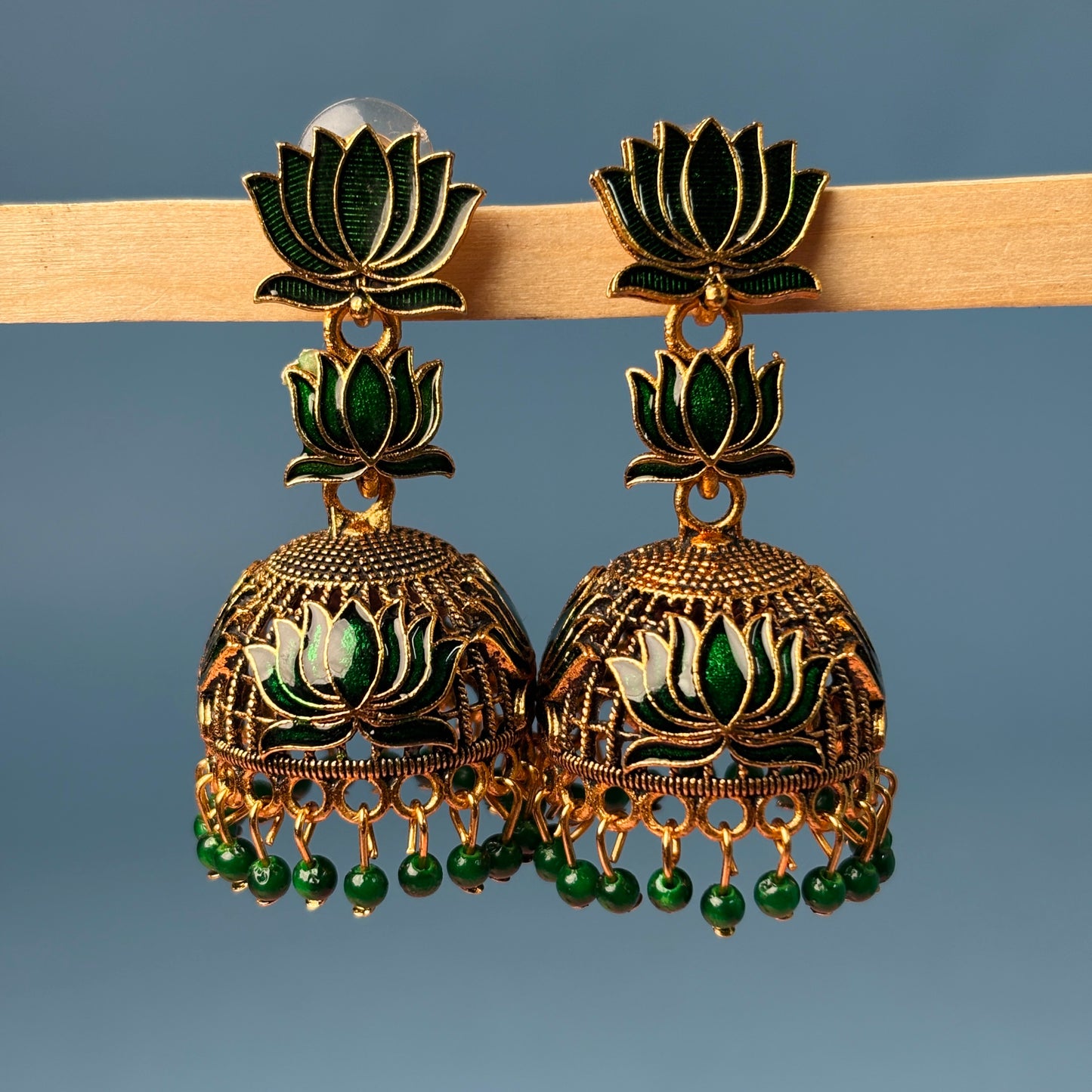 Antique Earrings E124