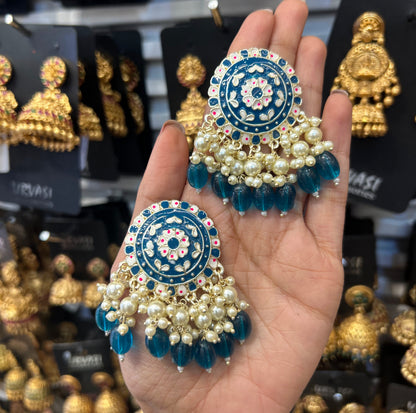 Earrings E32