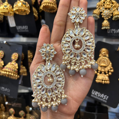Earrings E28