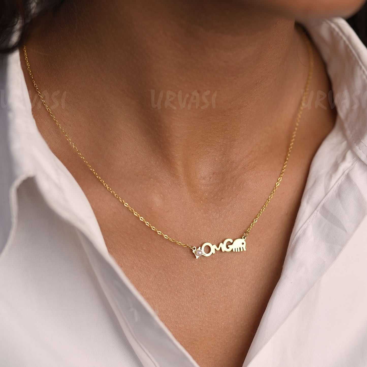 Gold Toned Infinity circle Pendant Simple Chain SC352