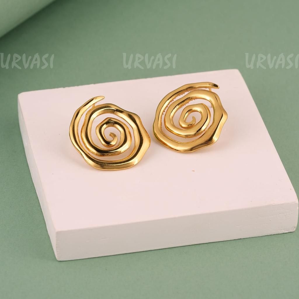 Glossy-Gold Spiral Swirl Earrings E973