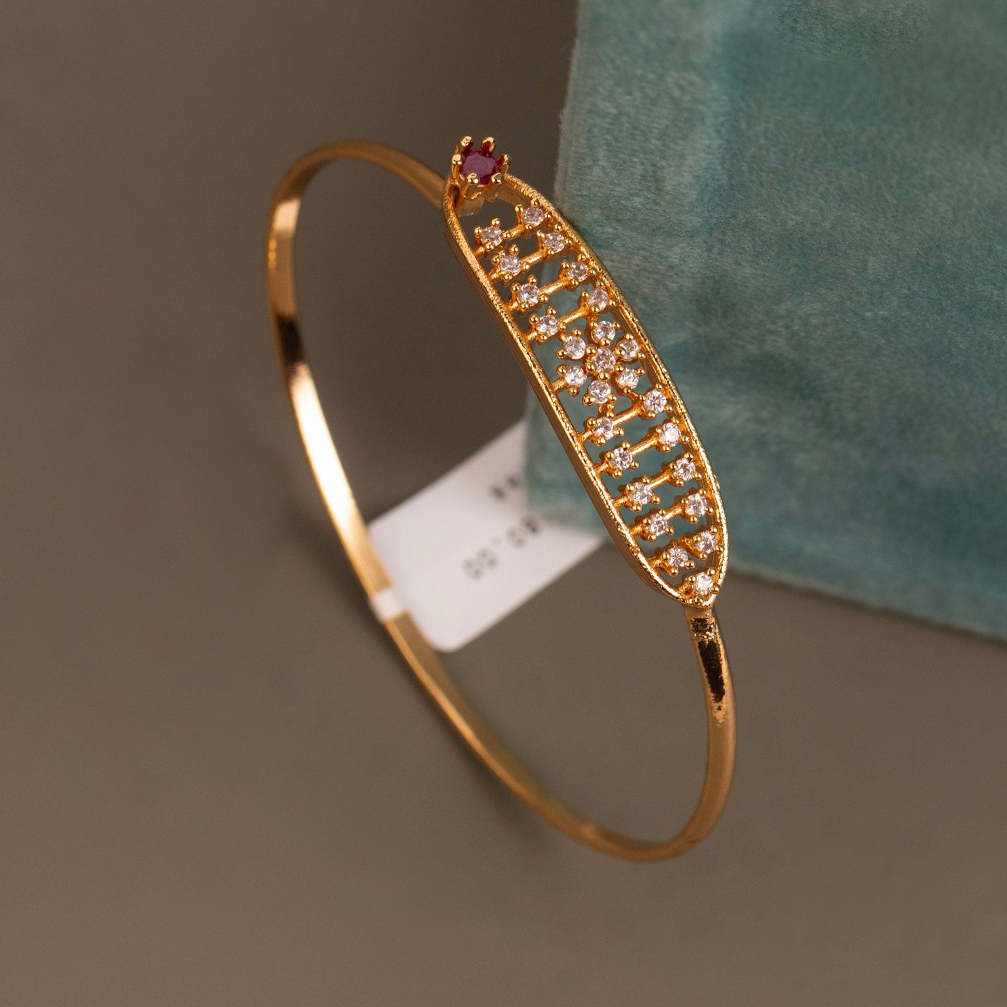 Cuff Bangle B581