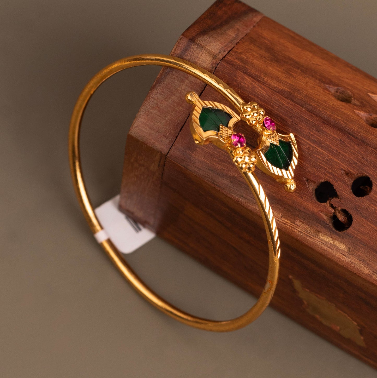 Cuff Bangle B445