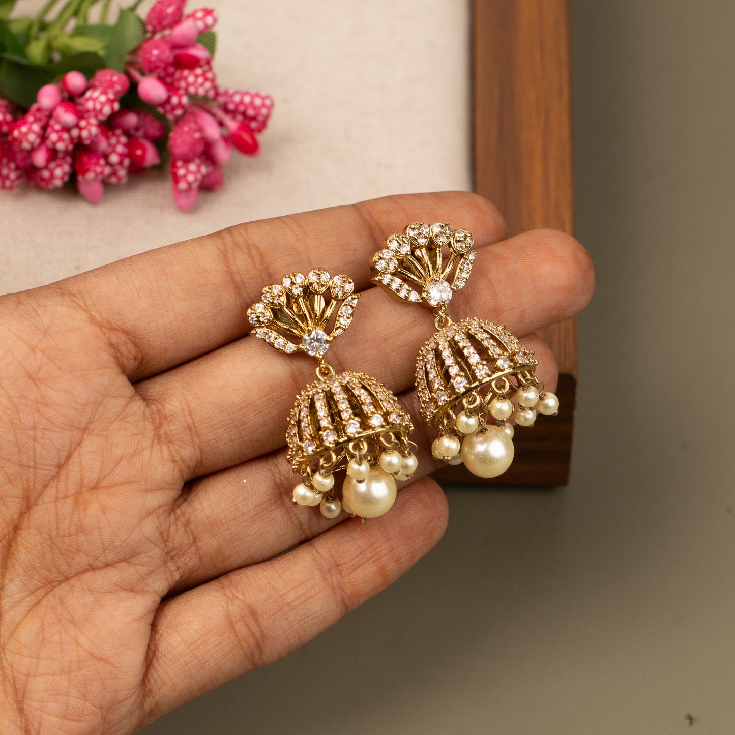 Antique Earrings E1495