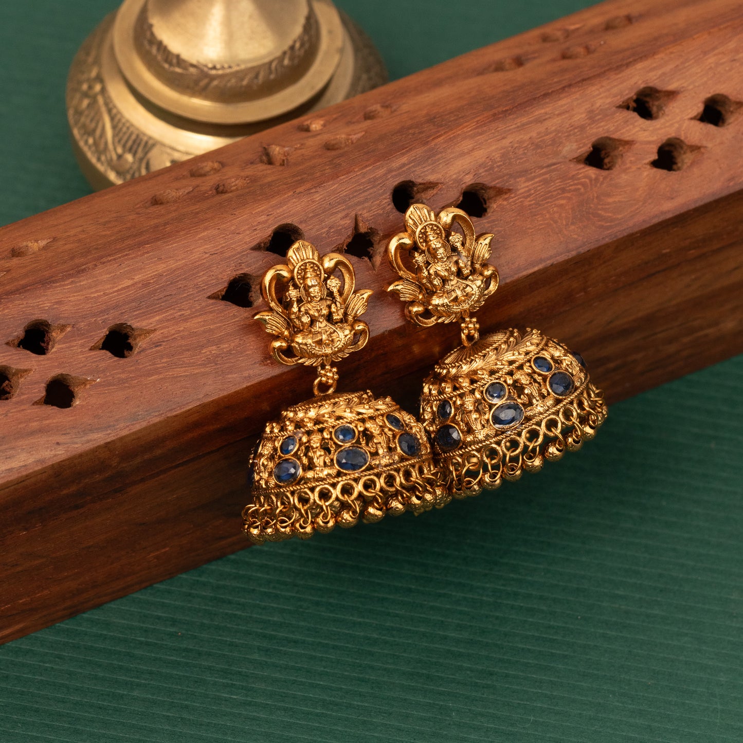 Antique Earrings E1480