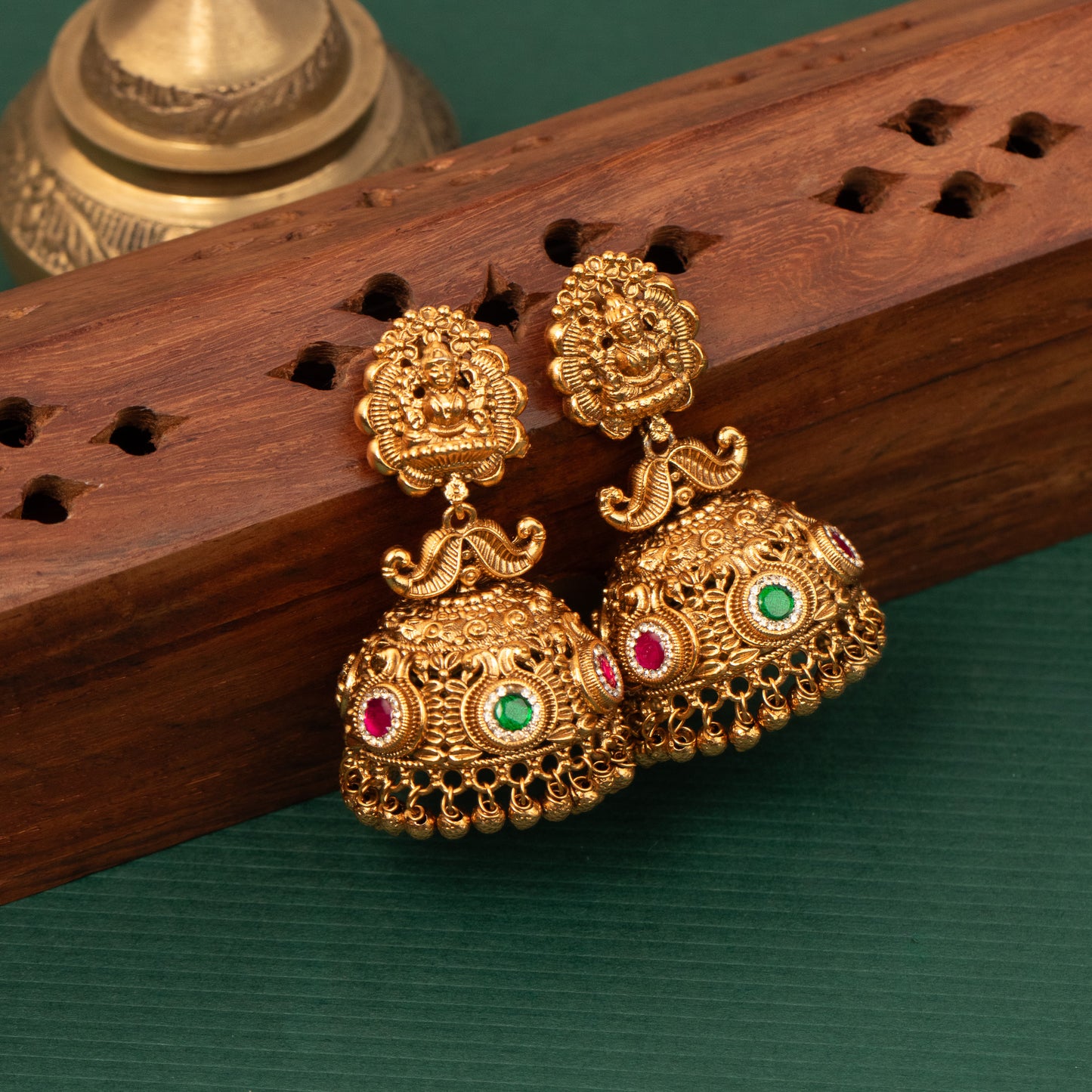 Antique Earrings E1482