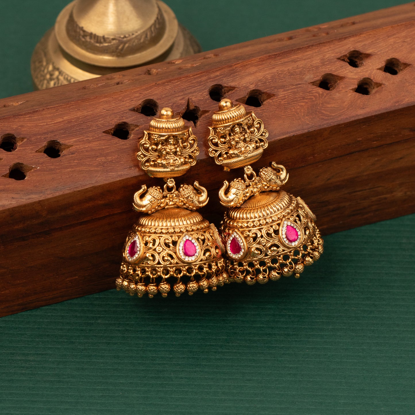 Antique Earrings E1483