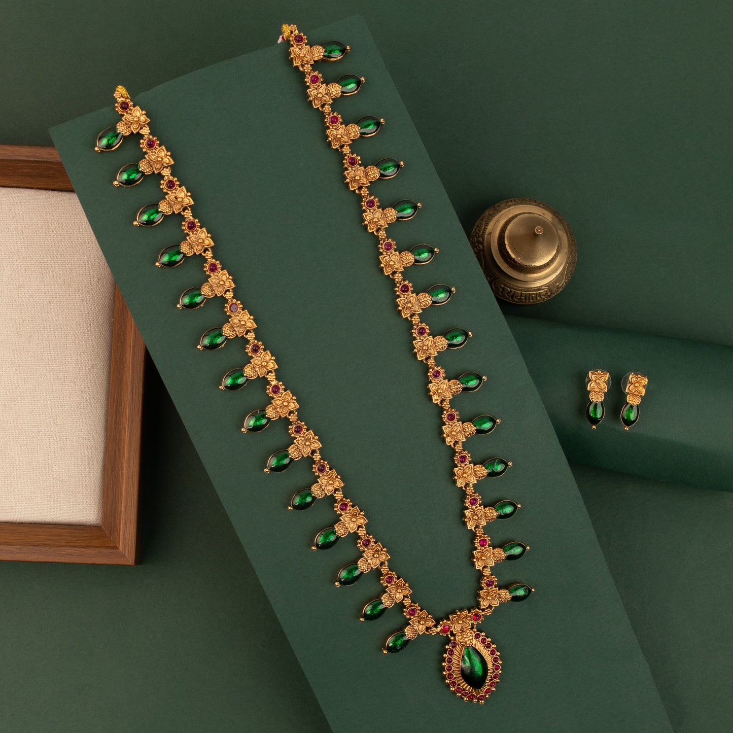 Necklace 006