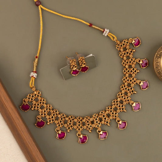 Necklace 325