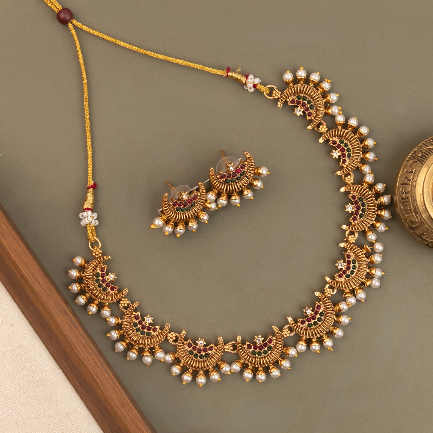 Necklace 556