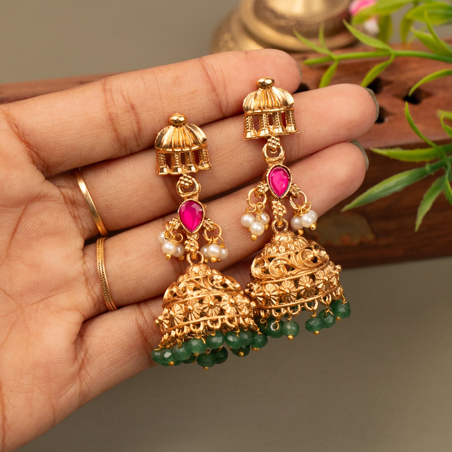 Antique Earrings E1332