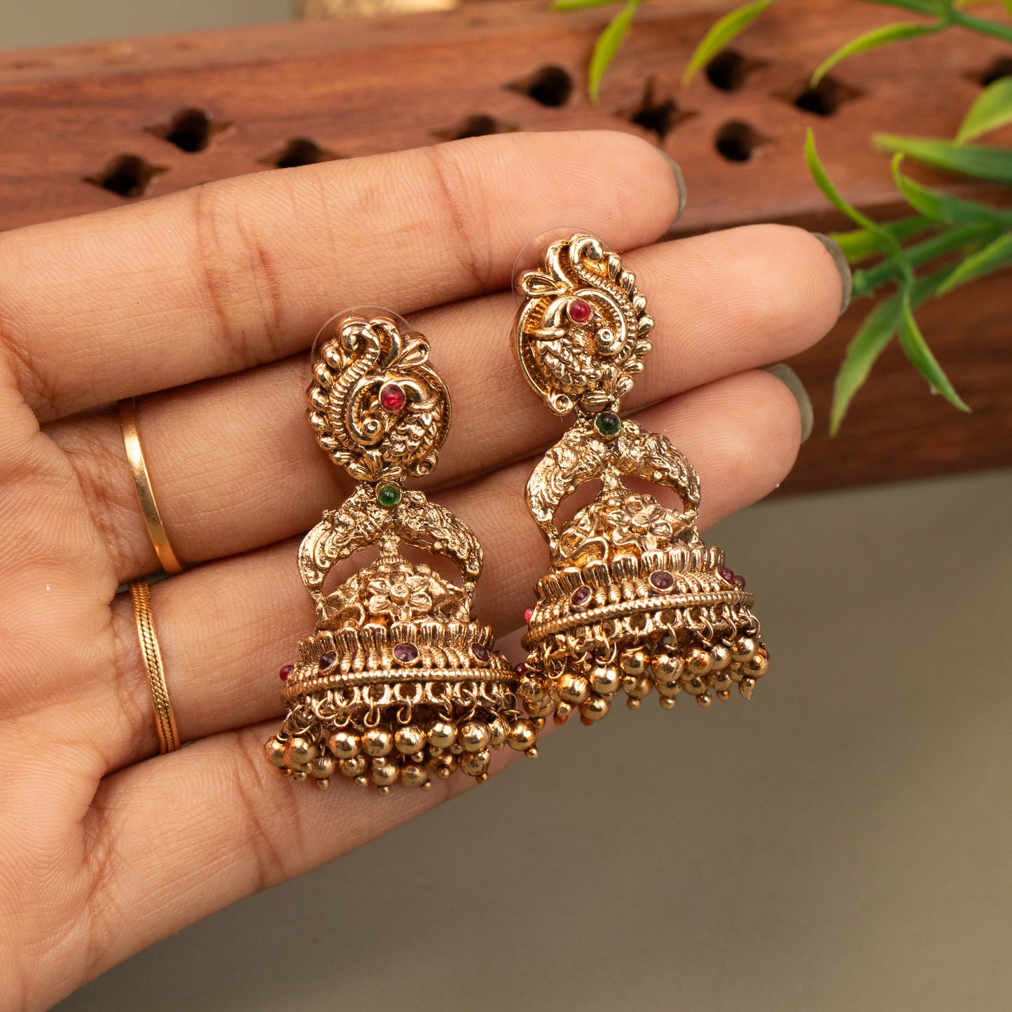Antique Earrings E1343