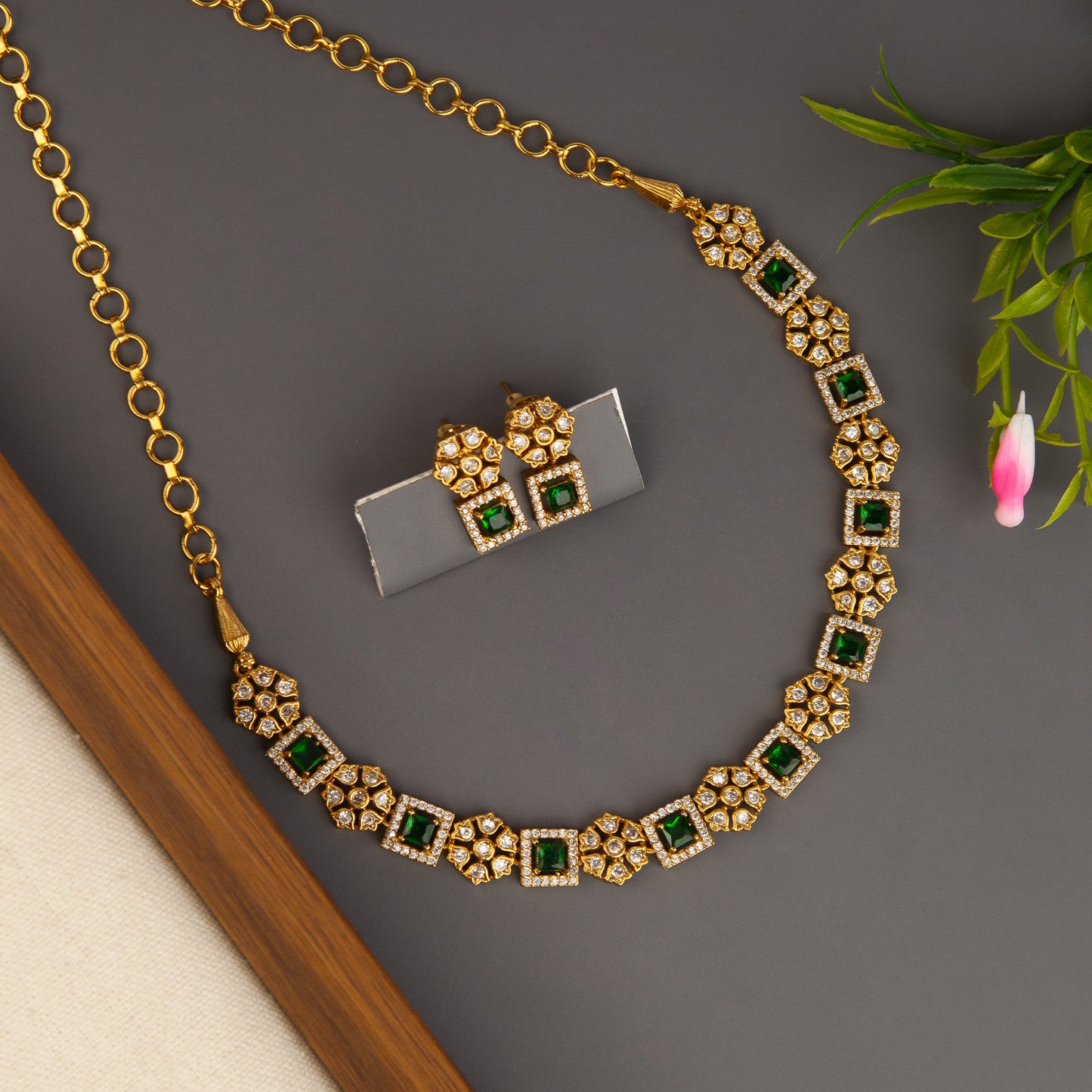 Necklace 489