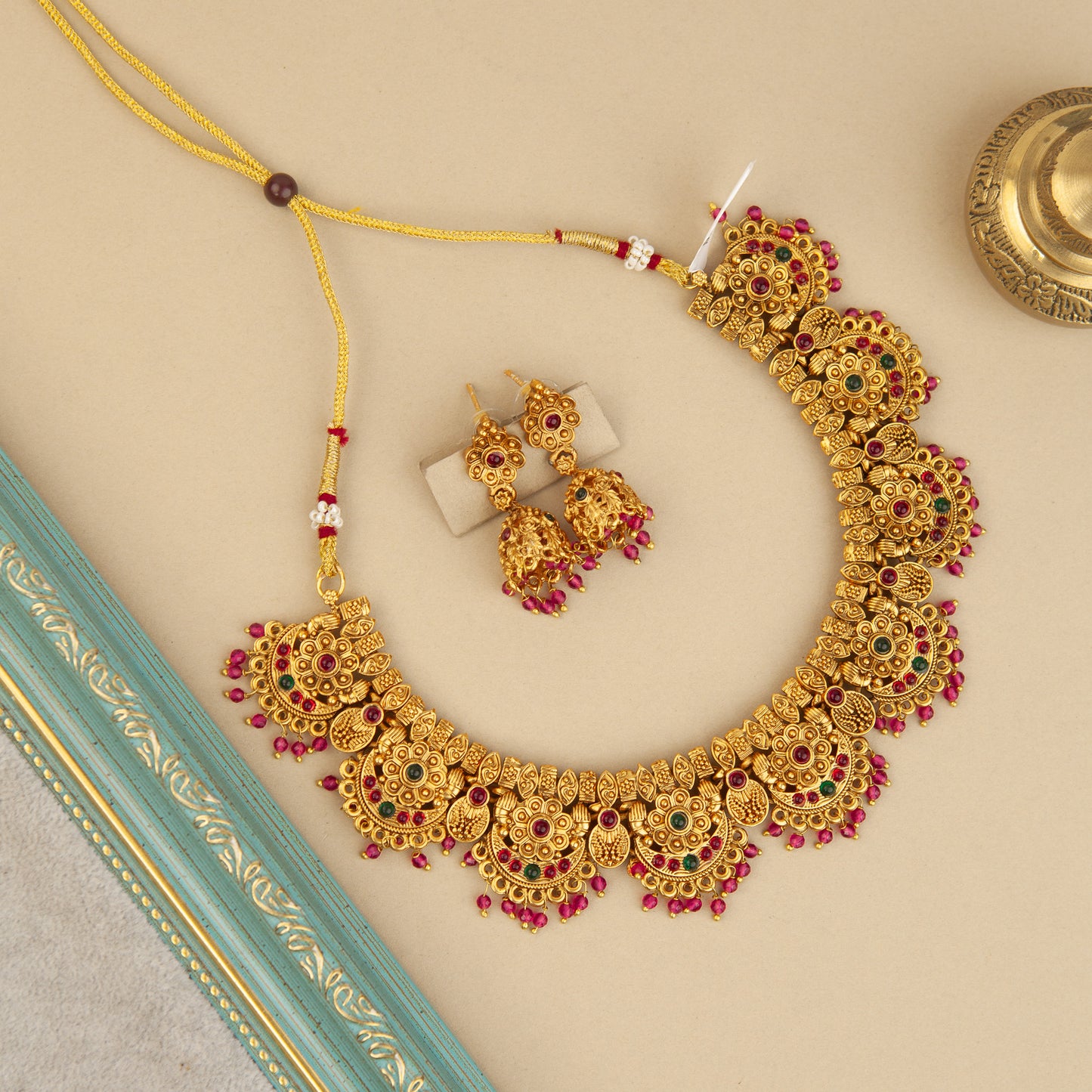 Necklace 519