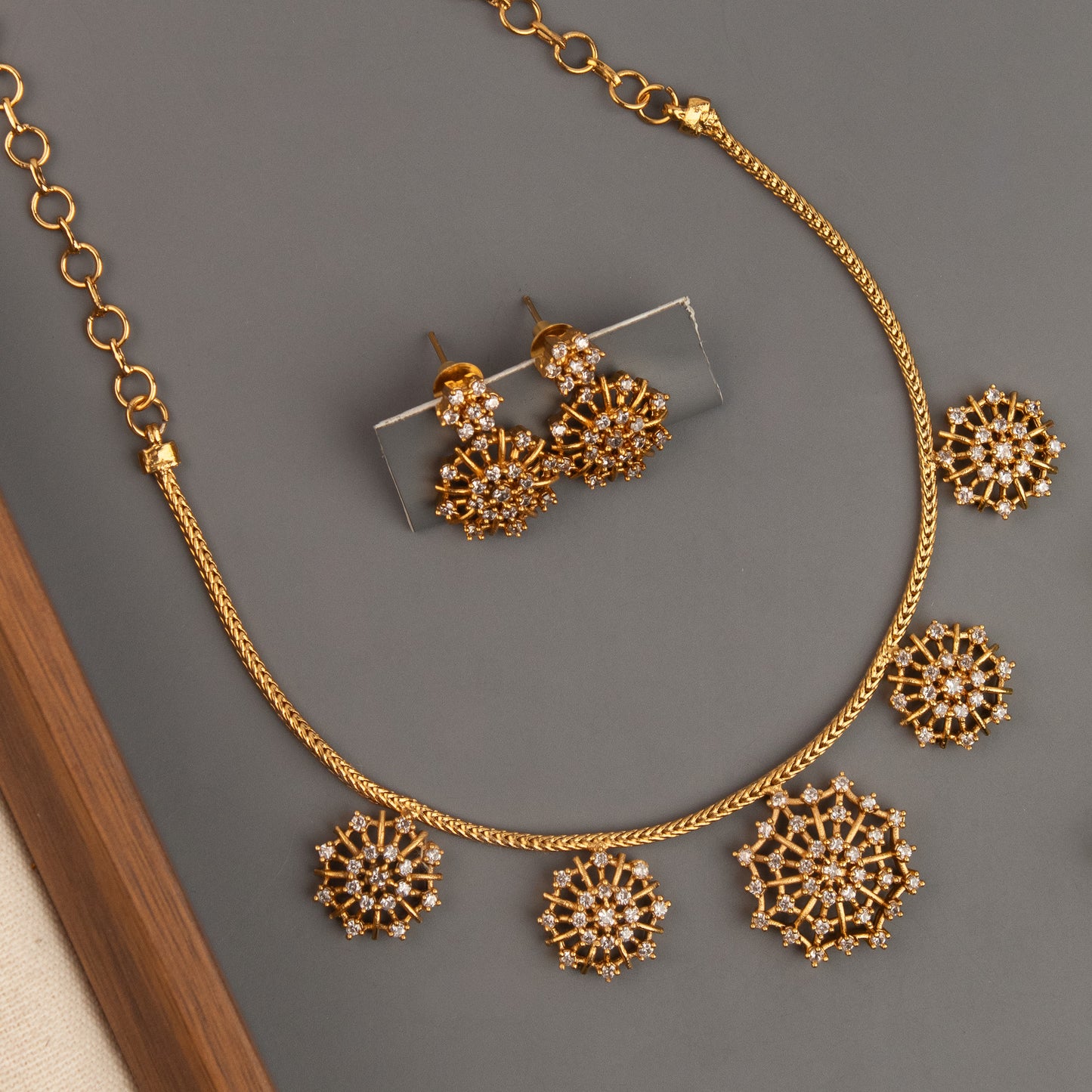 Necklace 1228